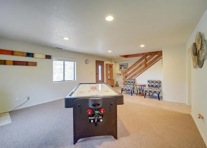 With Deck Near Hiking, Fishing And More! Hotel