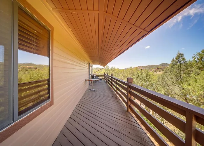 With Deck Near Hiking, Fishing And More! Hotel Payson